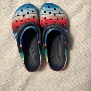 Crocs Classic Clog Serape Striped Print Women's 6 Men's 4 Multi colored clog‎